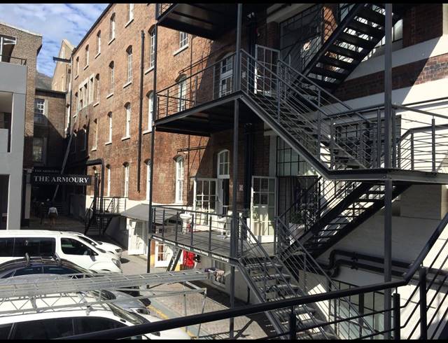 490M² OFFICE TO LET IN WOODSTOCK